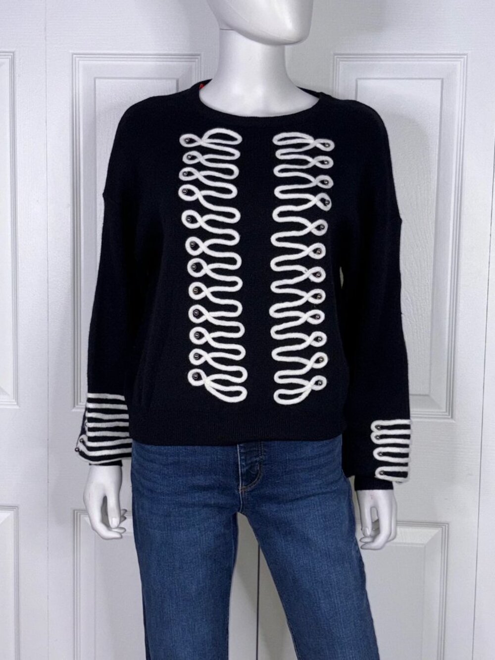 MOLLY BRACKEN women's knit sweater size Medium